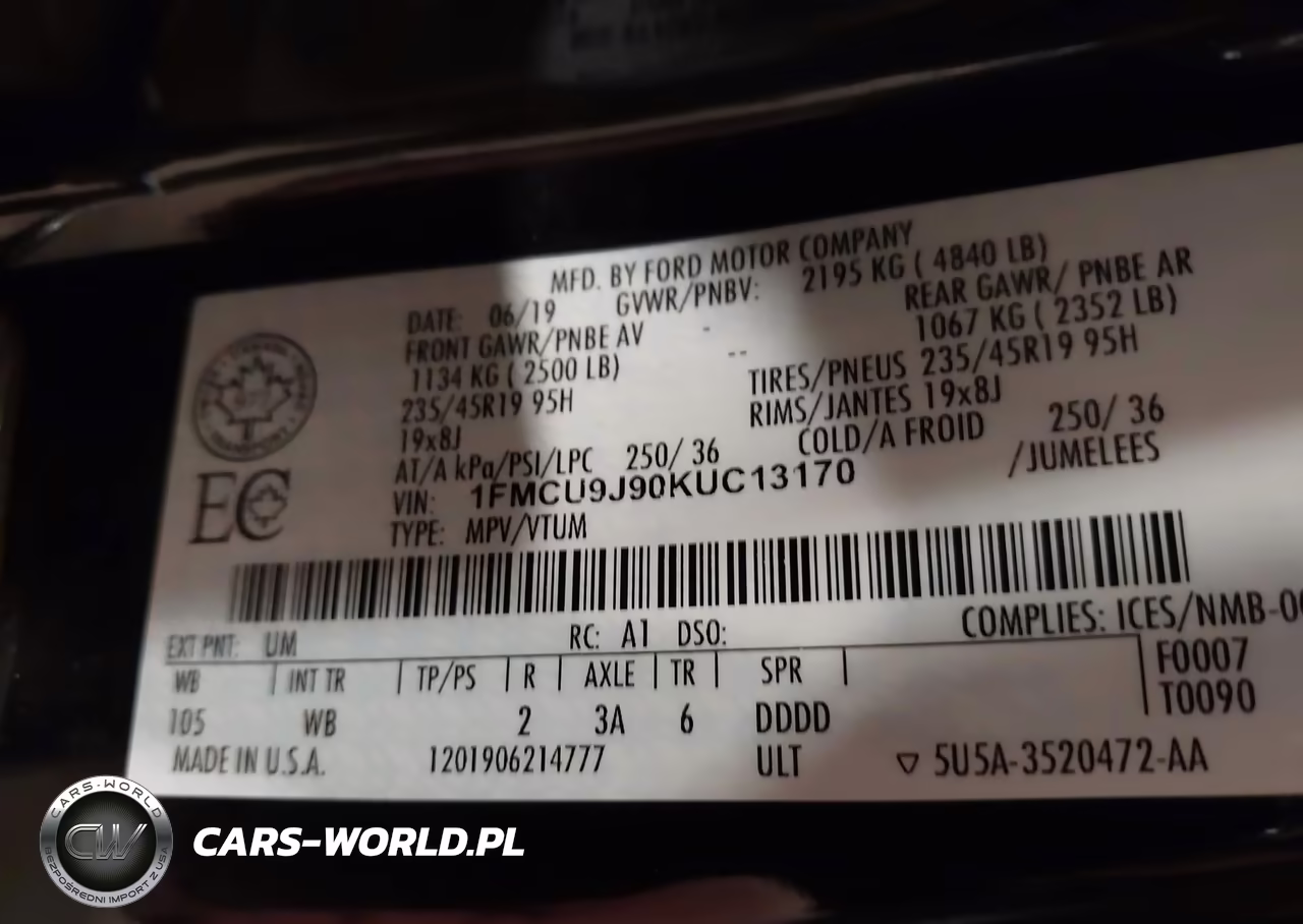2019 Ford Escape Titanium VIN:1FMCU9J90KUC13170 - 9