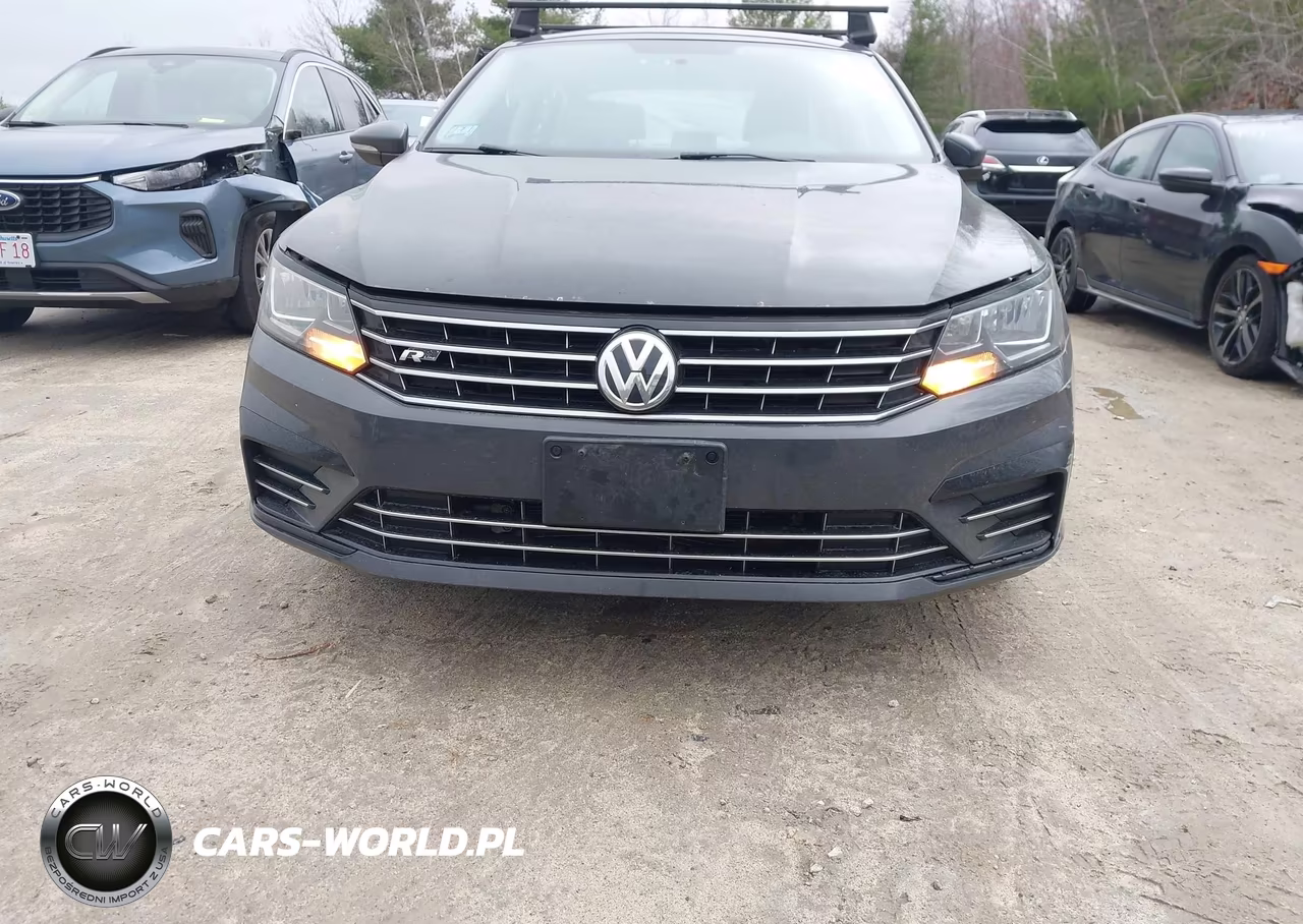2017 Volkswagen Passat 1.8T R-Line VIN:1VWDT7A36HC079434 - 12