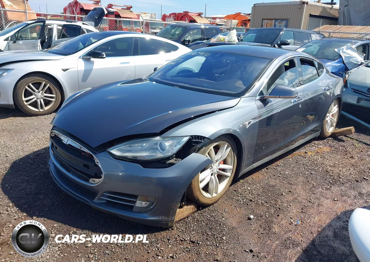 2015 Tesla Model S 85D-P85D VIN:5YJSA1H45FF083955 - 2