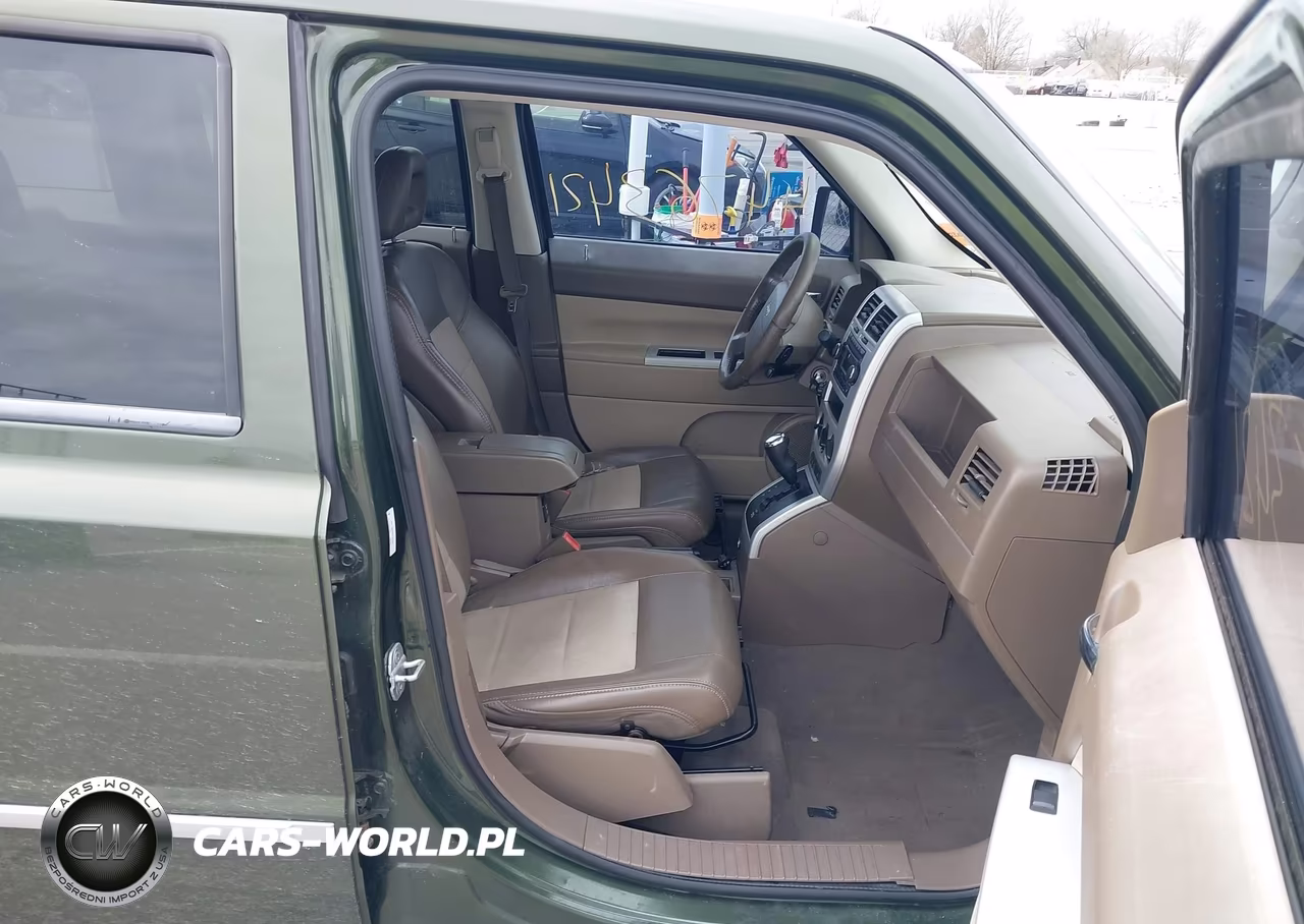 2008 Jeep Patriot Limited VIN:1J8FT48WX8D796982 - 5