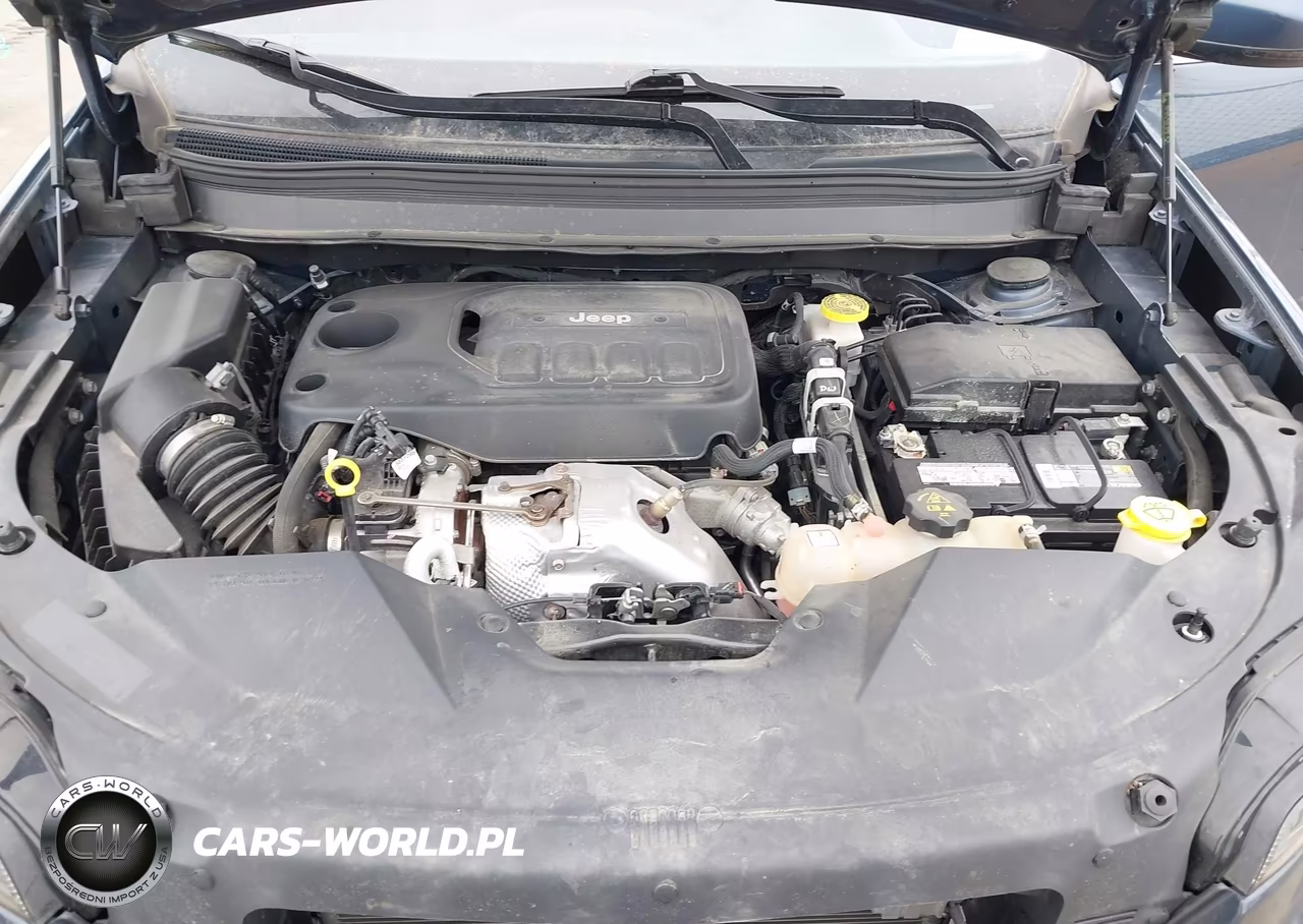 2020 Jeep Cherokee Limited 4X4 VIN:1C4PJMDN5LD516943 - 10