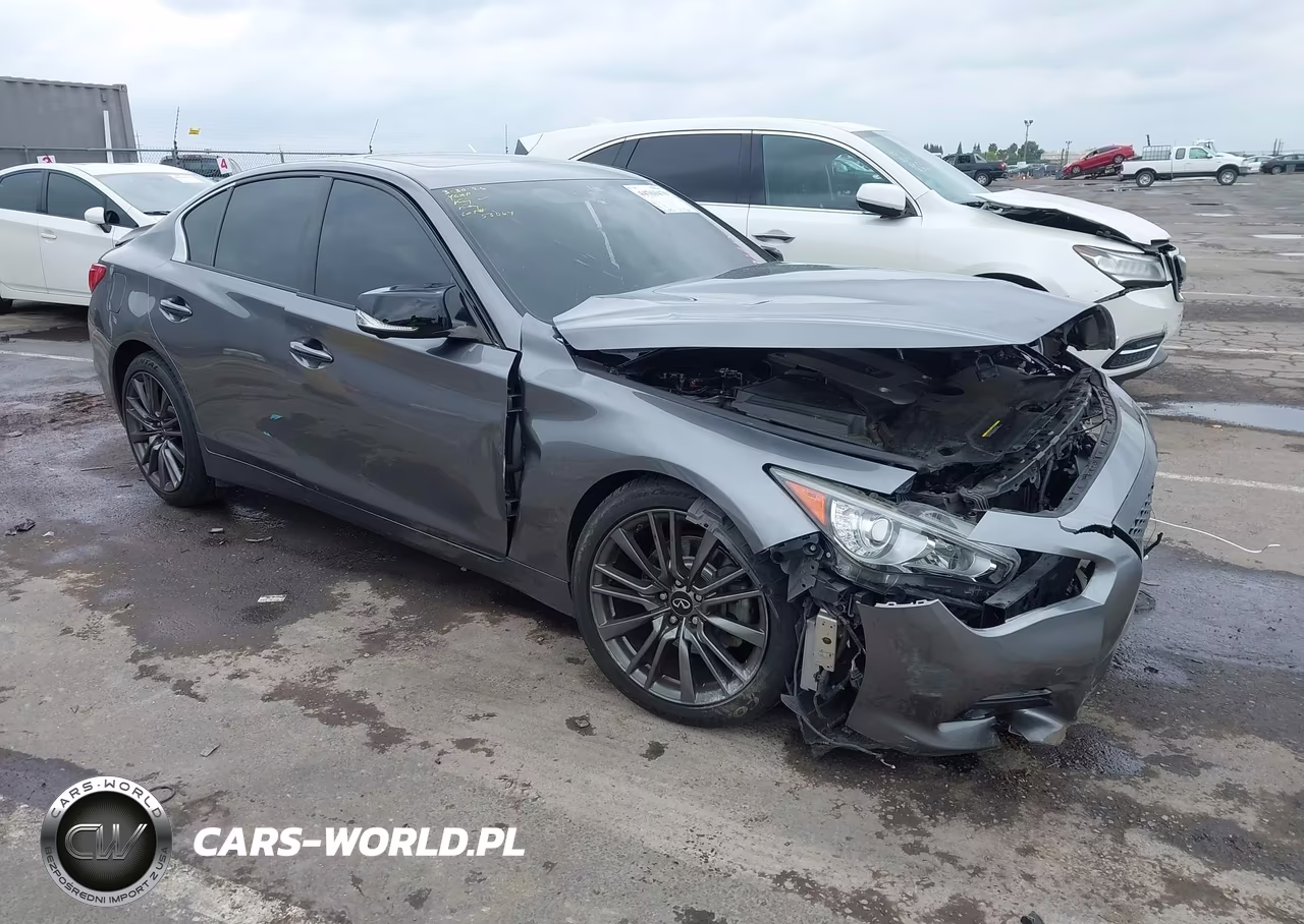 2015 Infiniti Q50 Premium