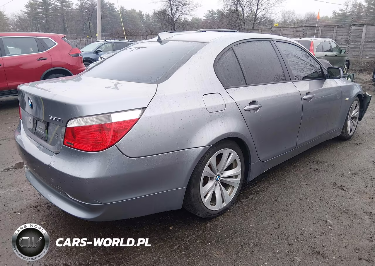 2007 BMW 530I VIN:WBANE73537CM46639 - 4