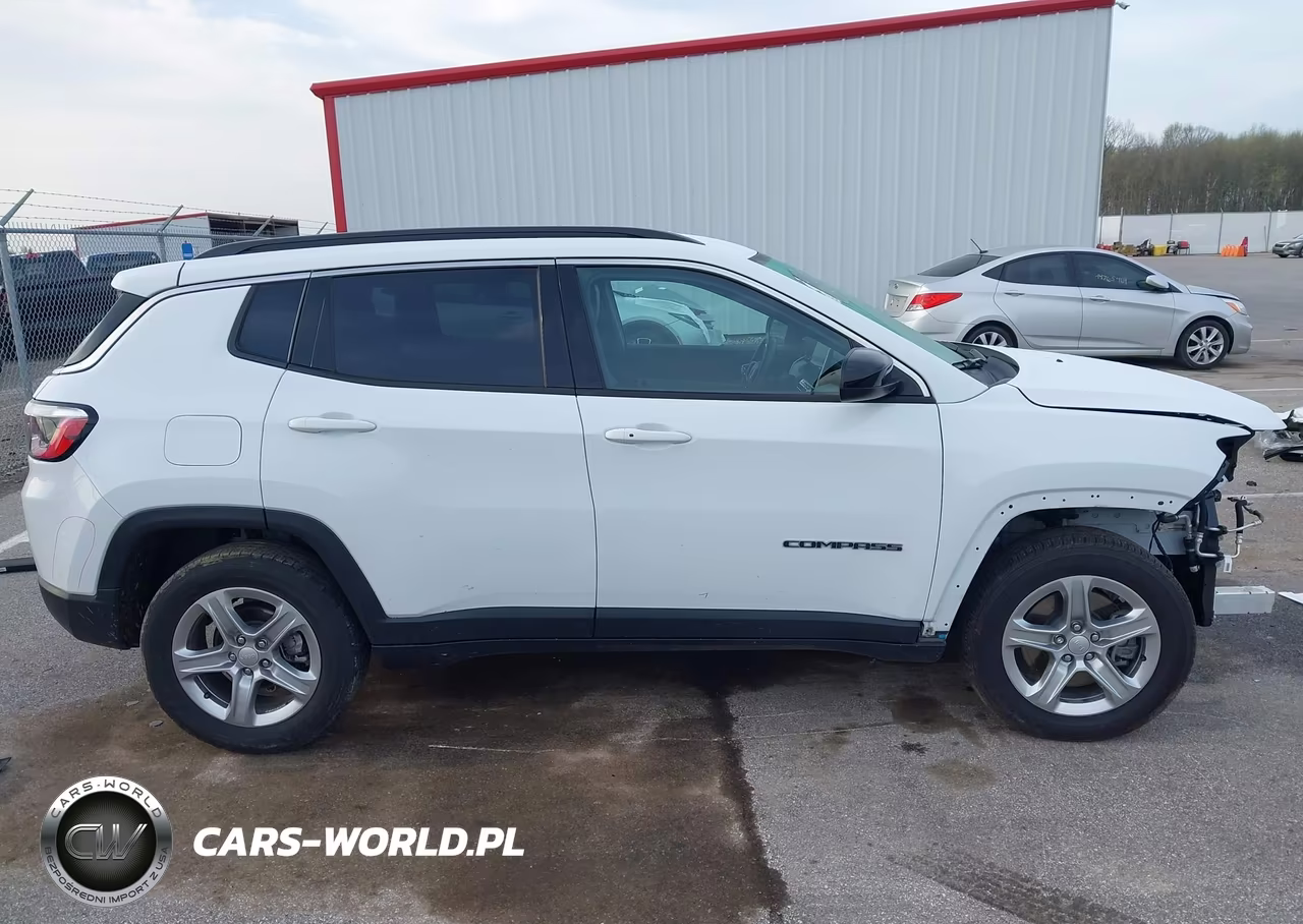 2024 Jeep Compass Latitude 4X4 VIN:3C4NJDBN8RT606861 - 14