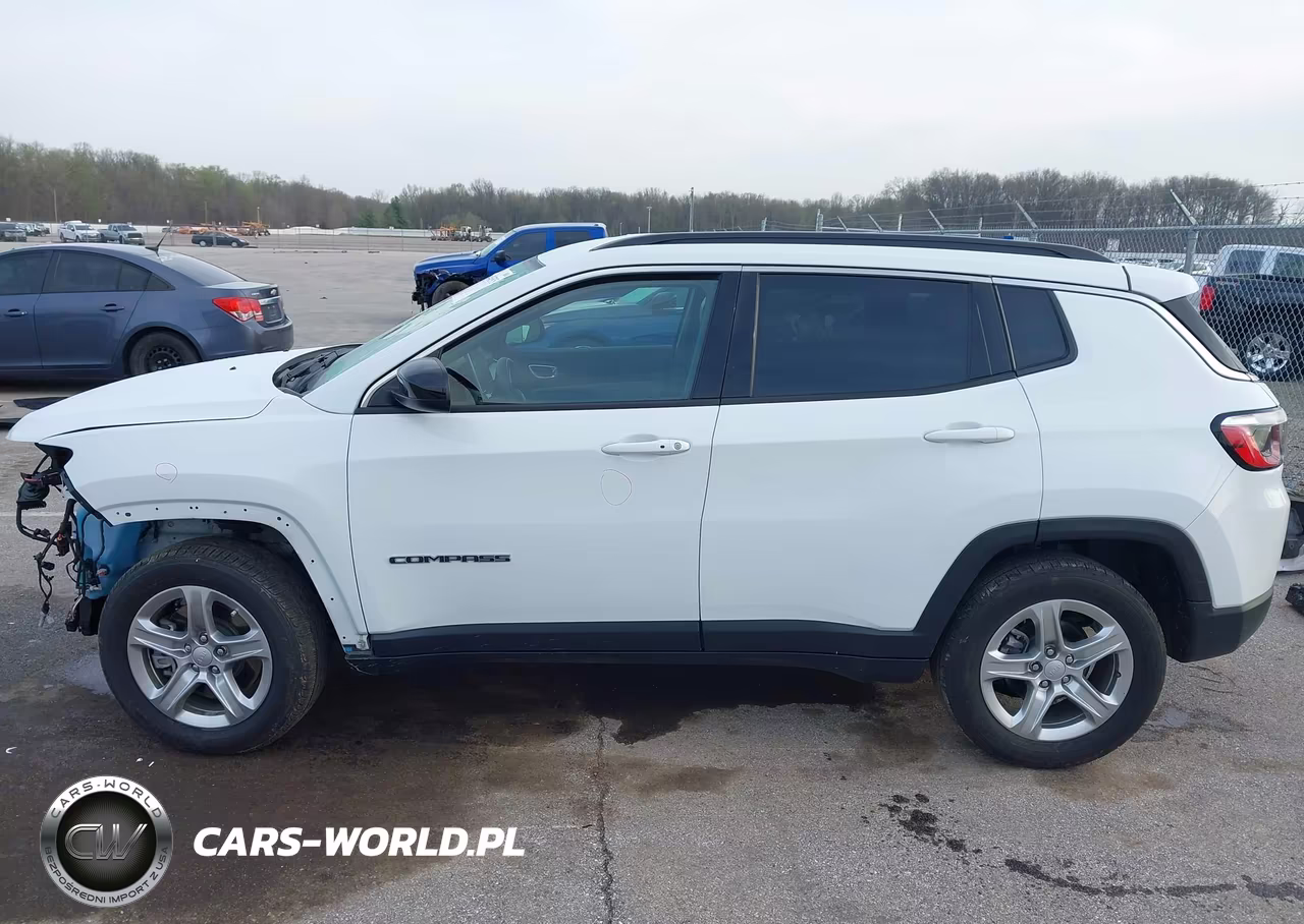 2024 Jeep Compass Latitude 4X4 VIN:3C4NJDBN8RT606861 - 15