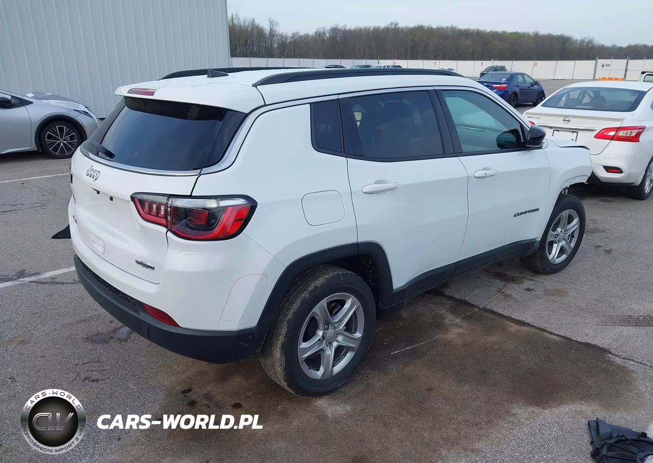 2024 Jeep Compass Latitude 4X4 VIN:3C4NJDBN8RT606861 - 4