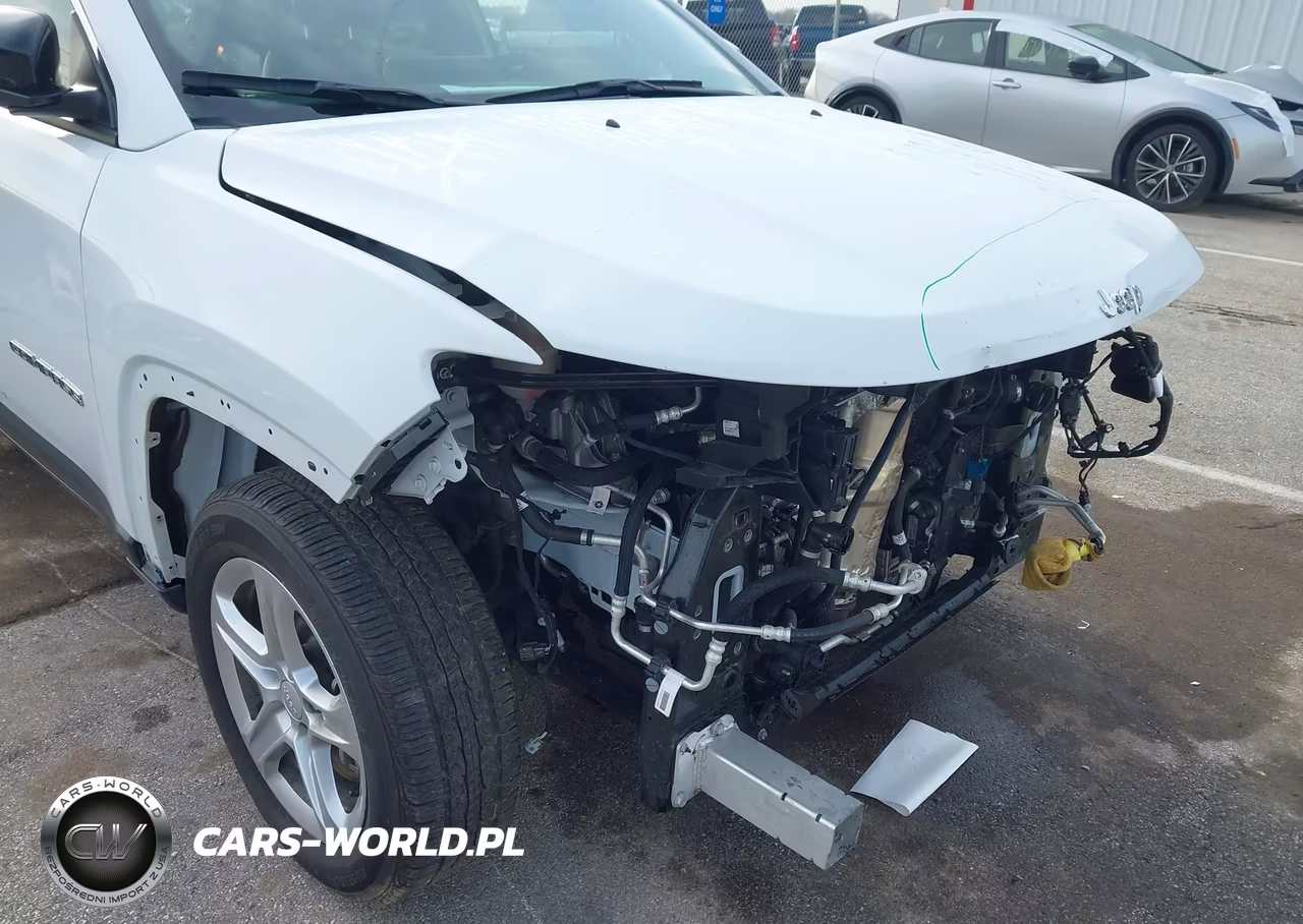 2024 Jeep Compass Latitude 4X4 VIN:3C4NJDBN8RT606861 - 6
