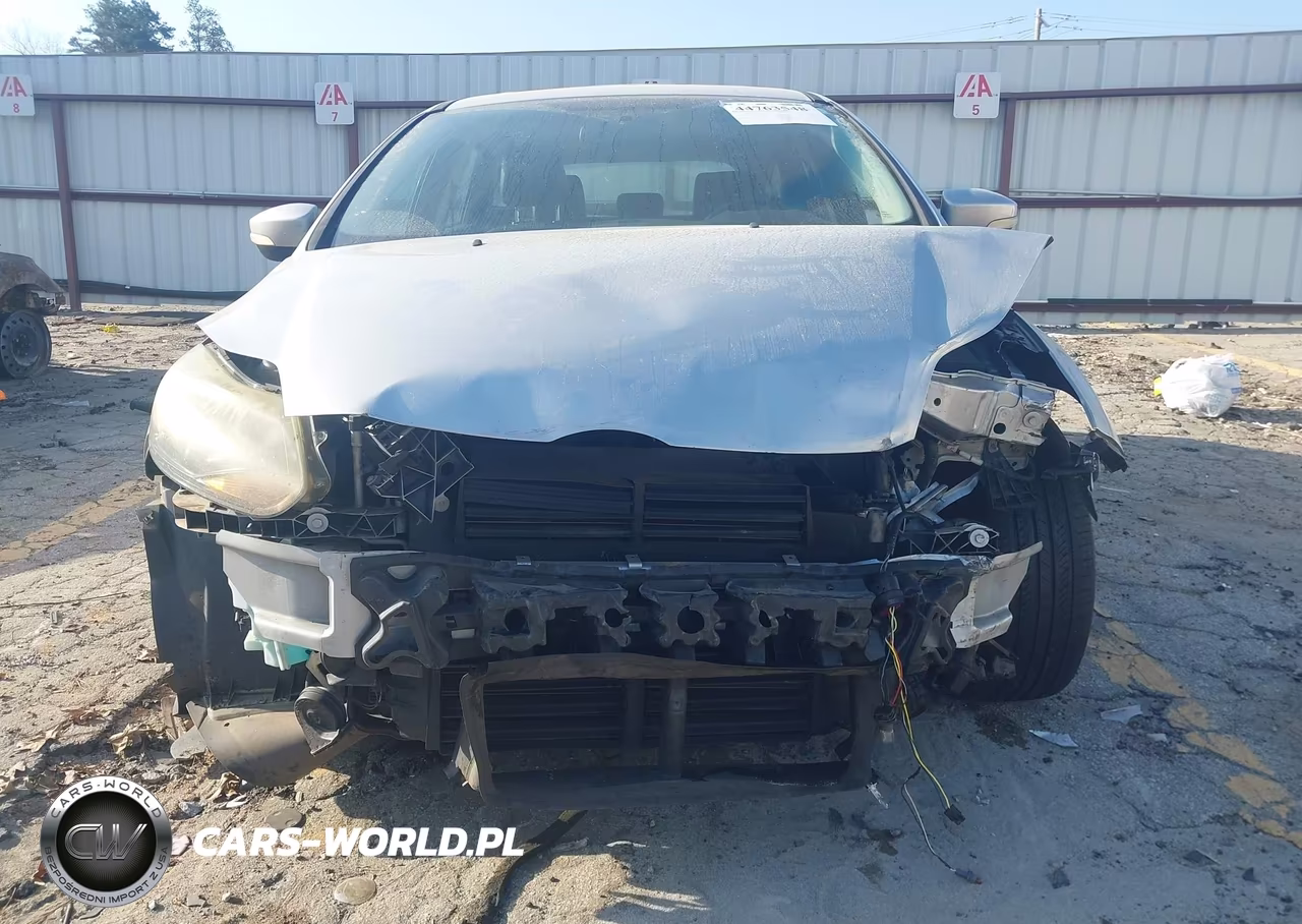 2014 Ford Focus Titanium VIN:1FADP3N23EL125711 - 13