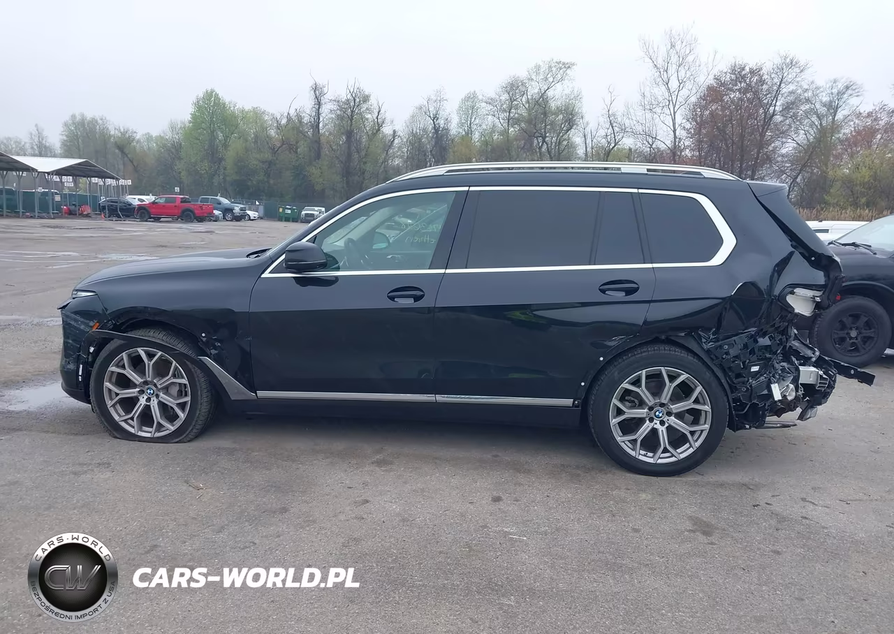 2025 BMW X7 xDrive40I VIN:5UX23EM09S9W76936 - 14