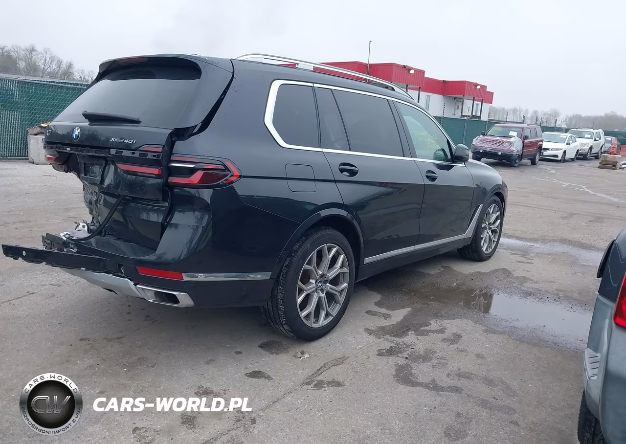 2025 BMW X7 xDrive40I VIN:5UX23EM09S9W76936 - 4