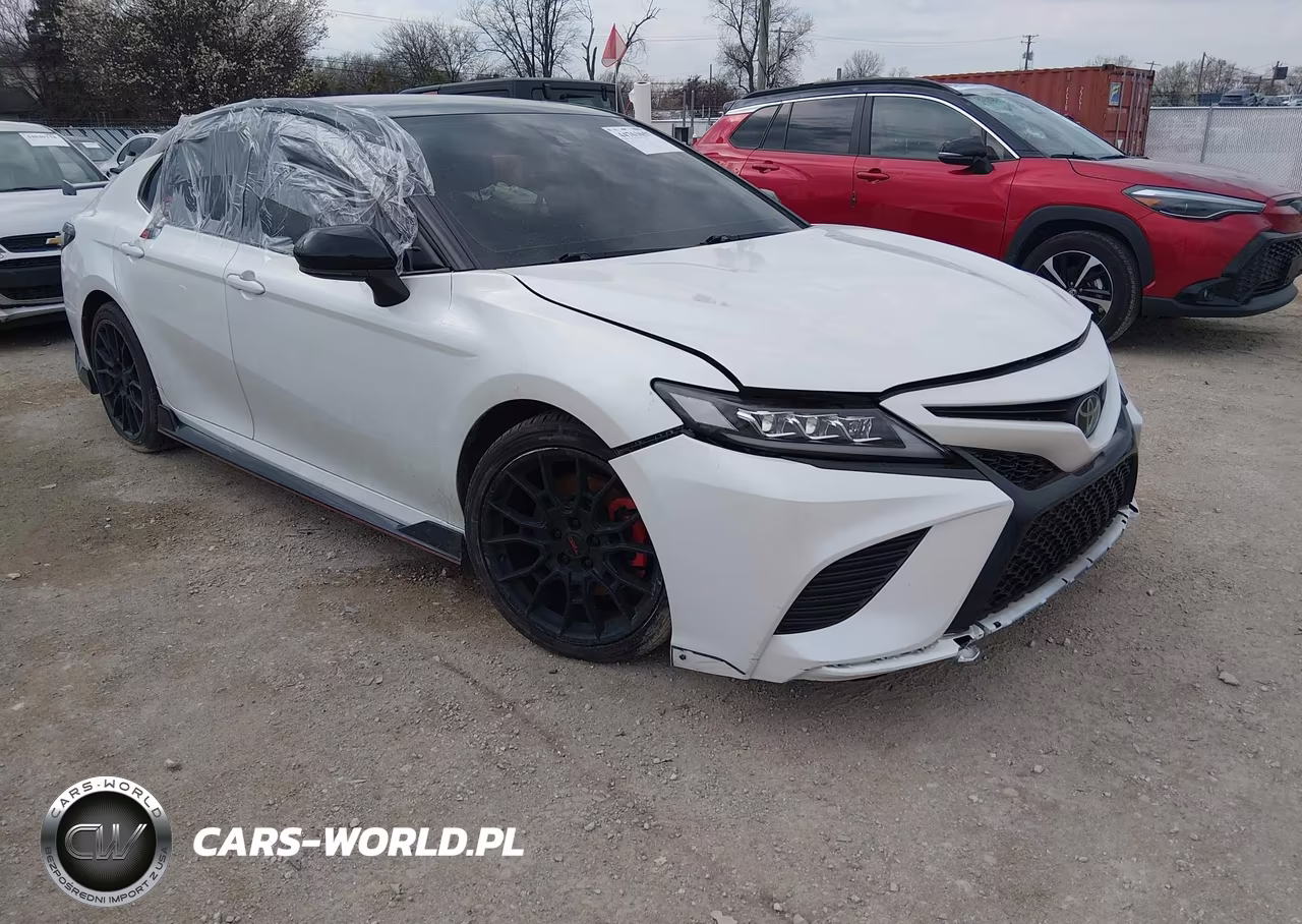 2021 Toyota Camry Trd – zdjęcie 1 z 17