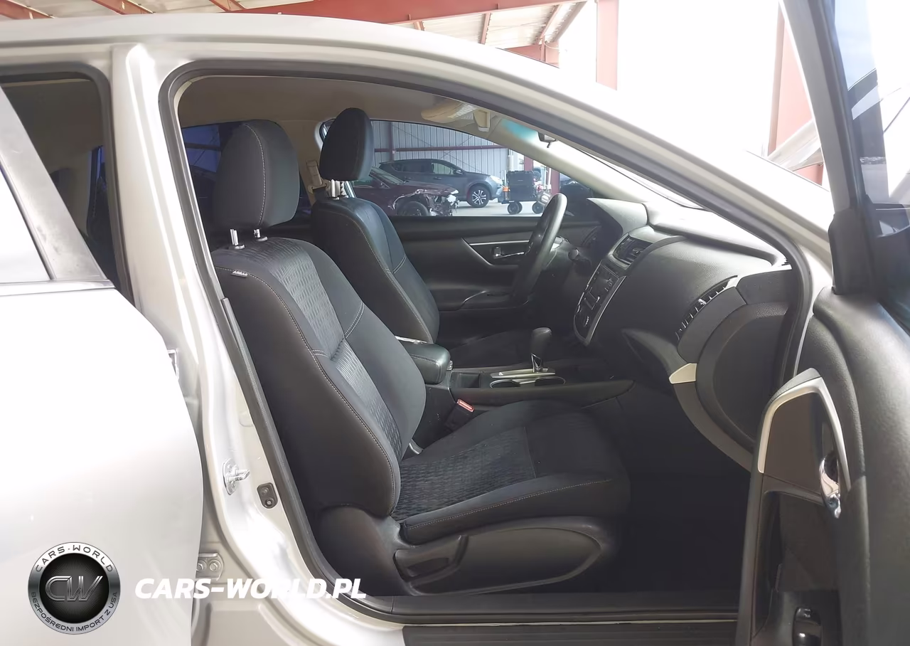 2017 Nissan Altima 2.5 S VIN:1N4AL3AP4HN354021 - 5