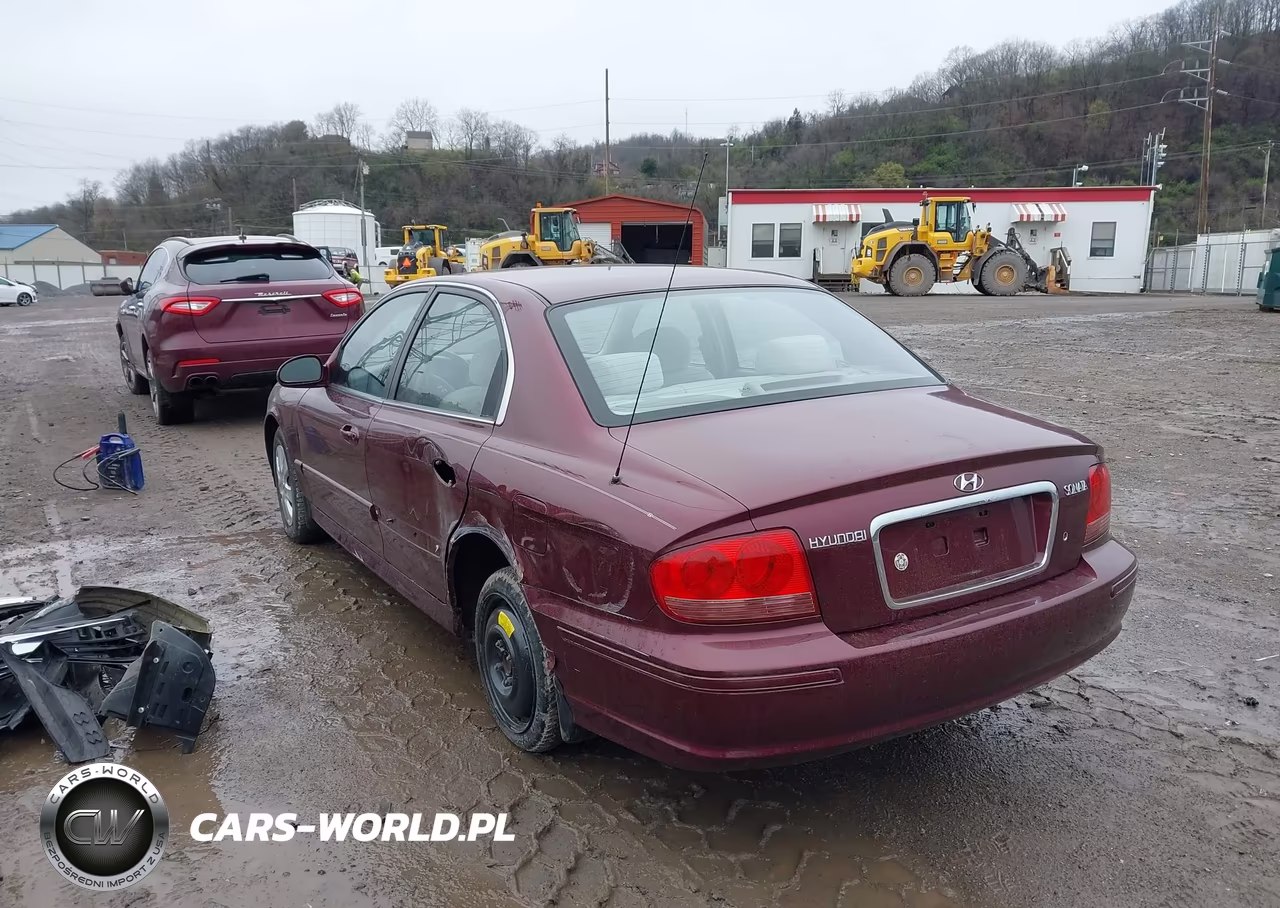 2002 Hyundai Sonata VIN:KMHWF25S32A667653 - 3