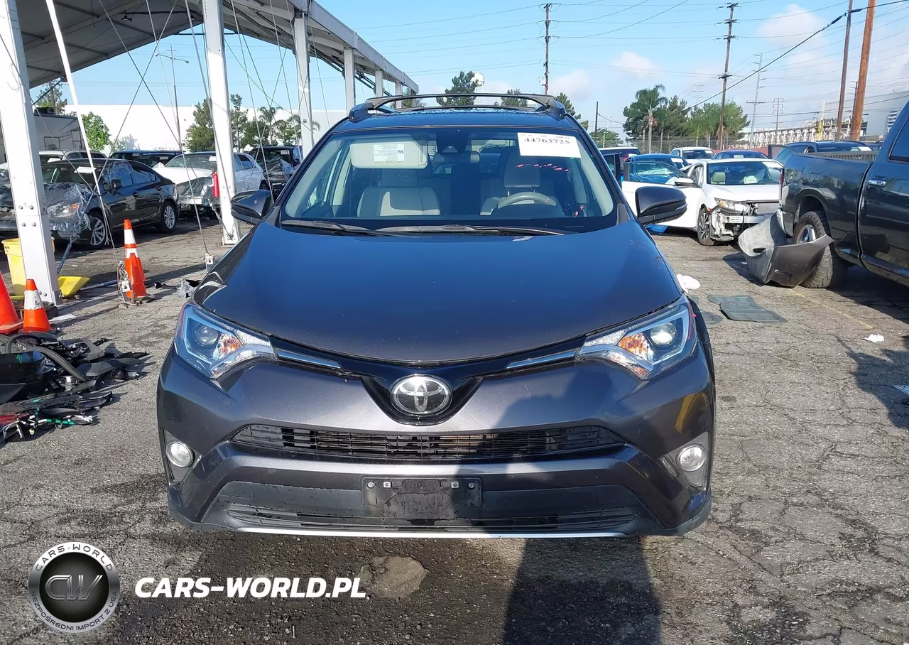 2017 Toyota Rav4 Xle VIN:2T3RFREV7HW673440 - 13