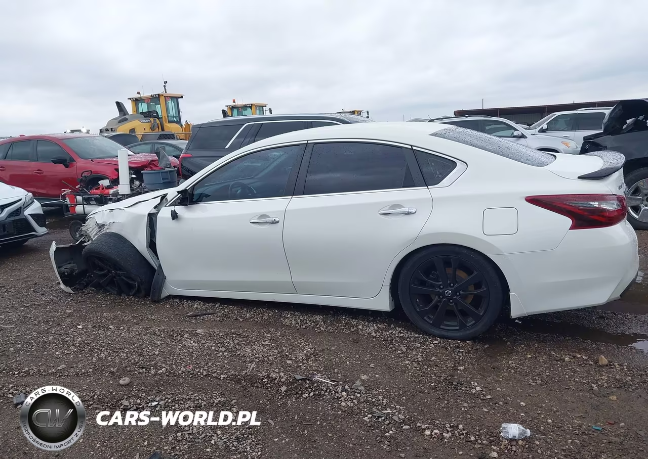 2017 Nissan Altima 2.5 Sr VIN:1N4AL3AP6HC493983 - 15