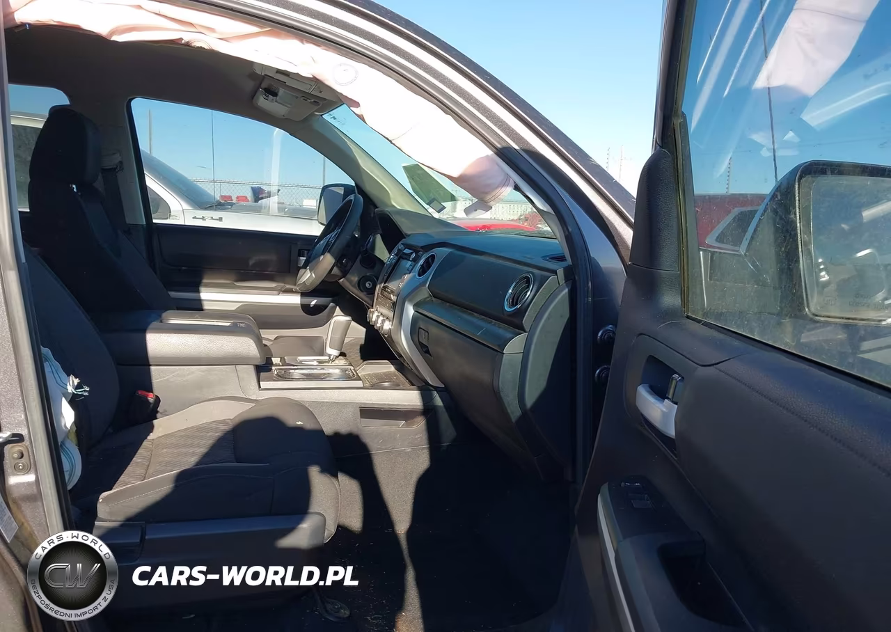 2017 Toyota Tundra Sr5 5.7L V8 VIN:5TFDW5F17HX620196 - 5