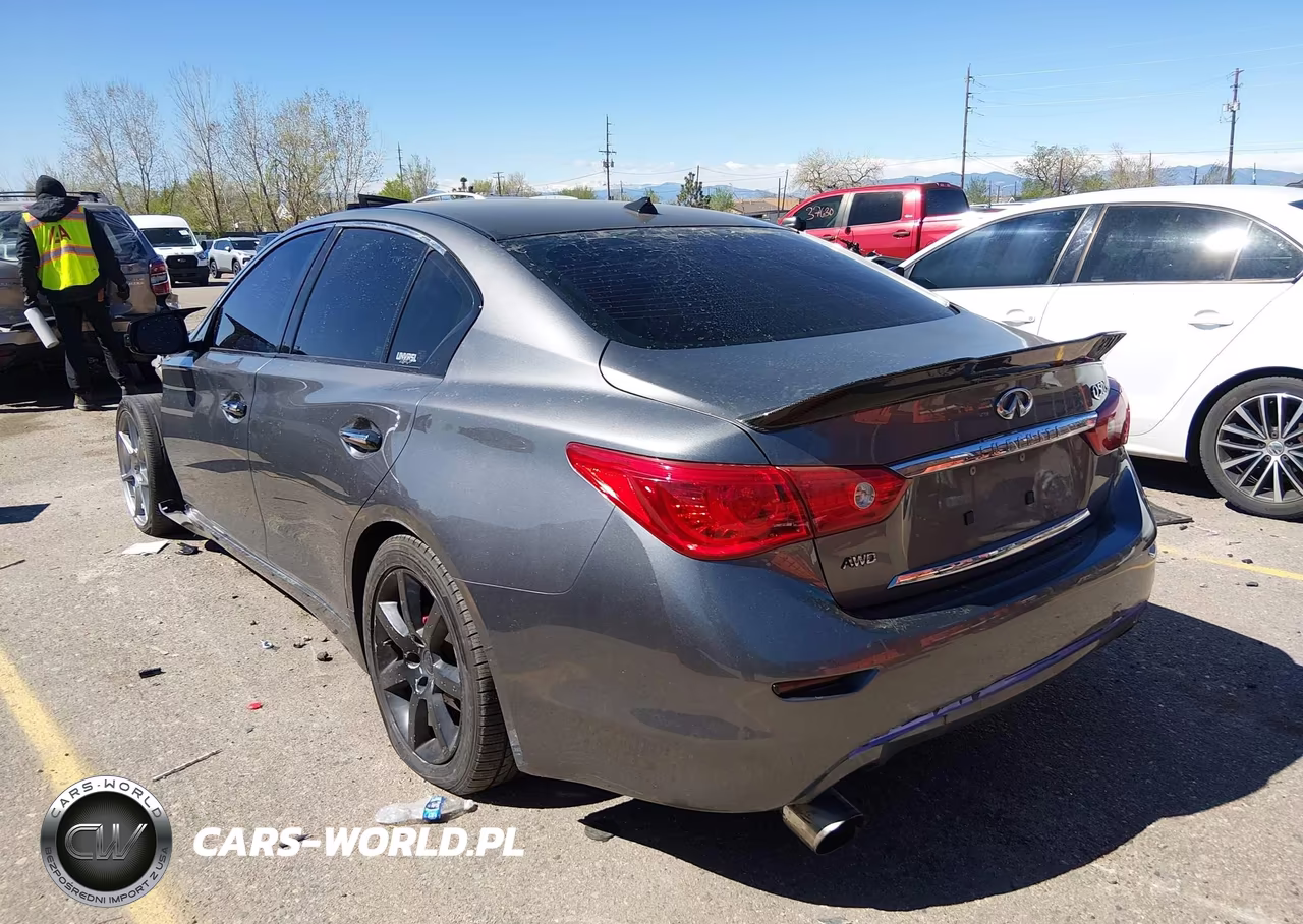2015 Infiniti Q50 Premium VIN:JN1BV7AR6FM413318 - 3
