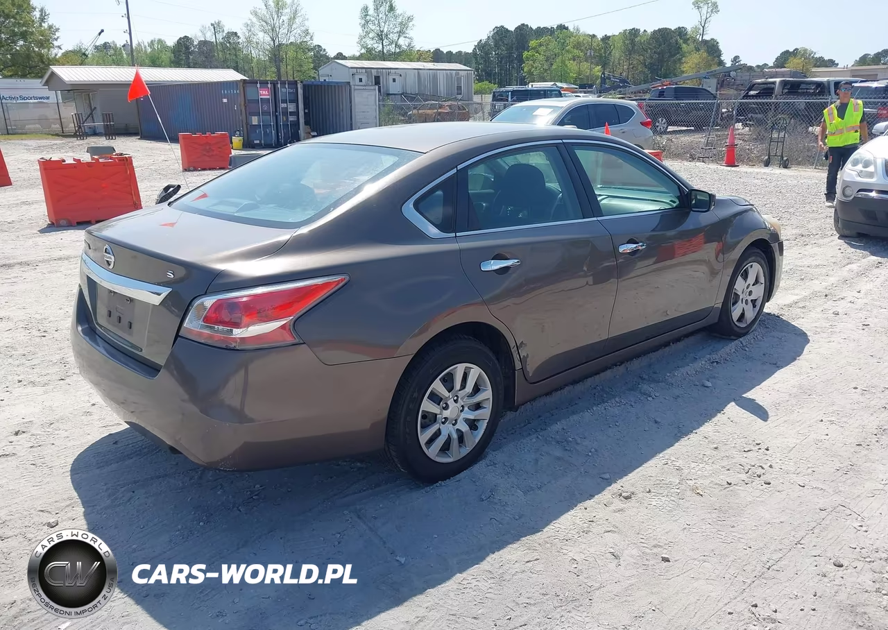 2015 Nissan Altima 2.5-2.5 S-2.5 Sl-2.5 Sv VIN:1N4AL3AP5FN300949 - 4