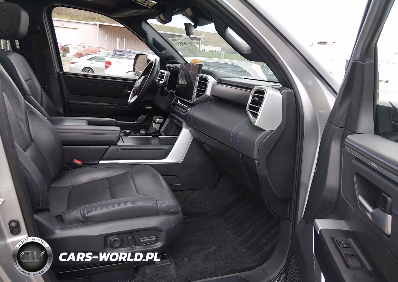 2024 Toyota Tundra Platinum VIN:5TFNA5EC9RX031433 - 5