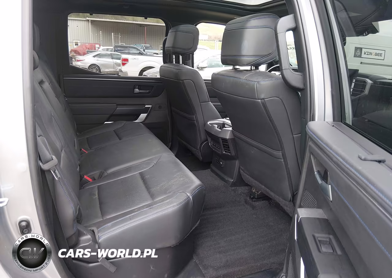 2024 Toyota Tundra Platinum VIN:5TFNA5EC9RX031433 - 8