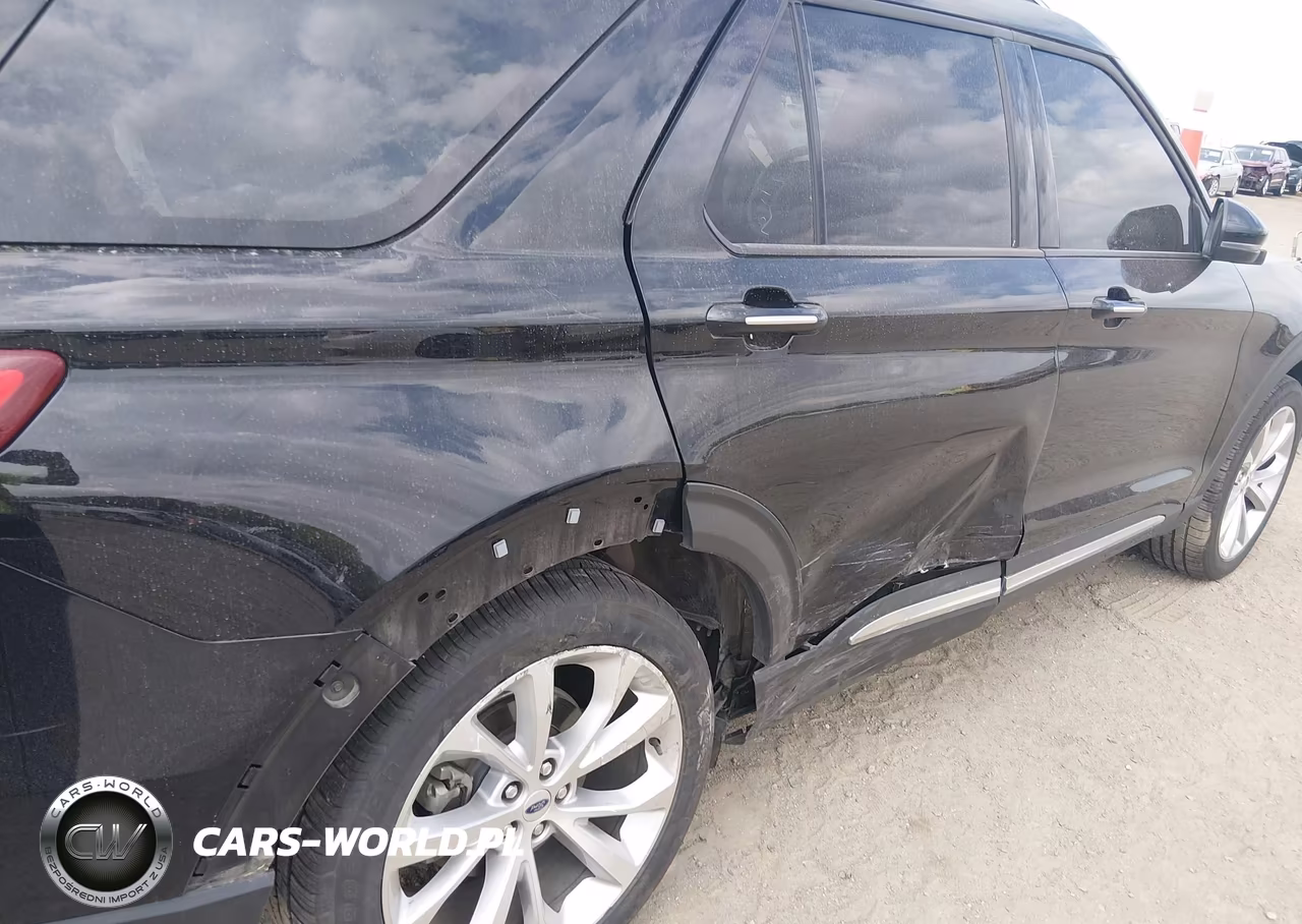 2024 Ford Explorer Platinum VIN:1FM5K8HC2RGA00966 - 19