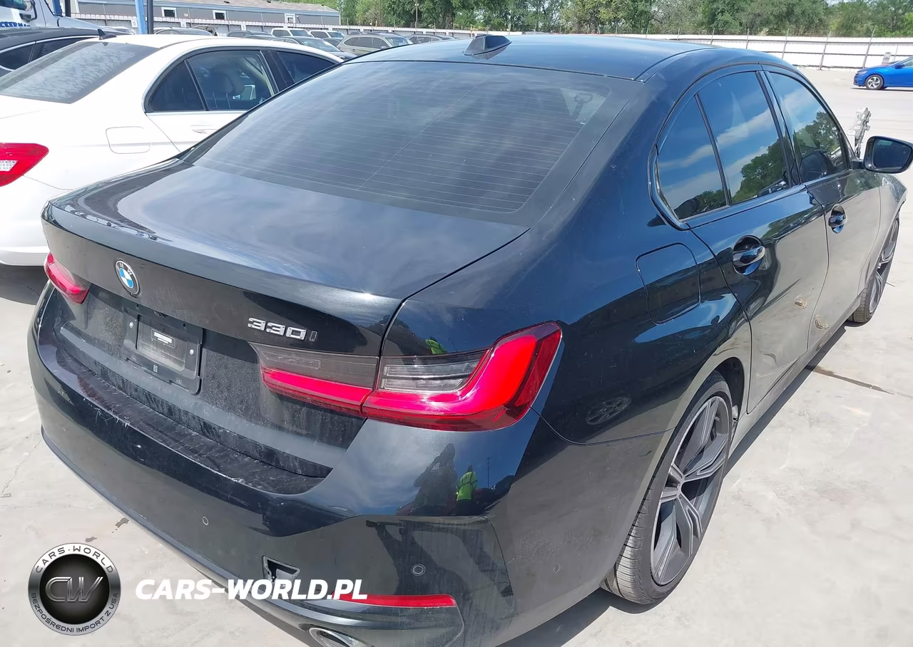 2023 BMW 330I VIN:3MW69FF01P8D26896 - 4