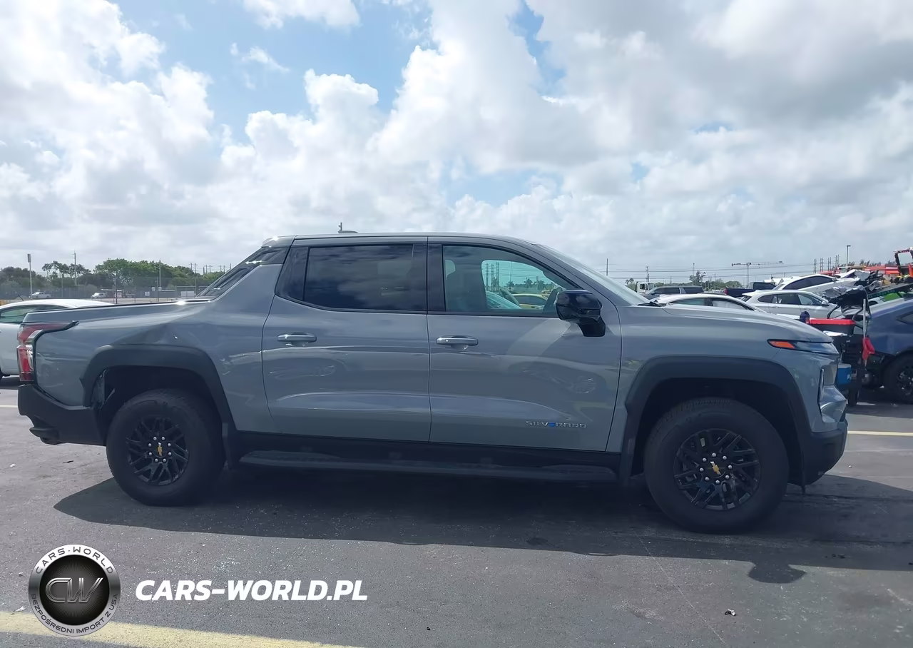 2026 Chevrolet Silverado Ev Lt VIN:1GC10YEH0TU403166 - 13