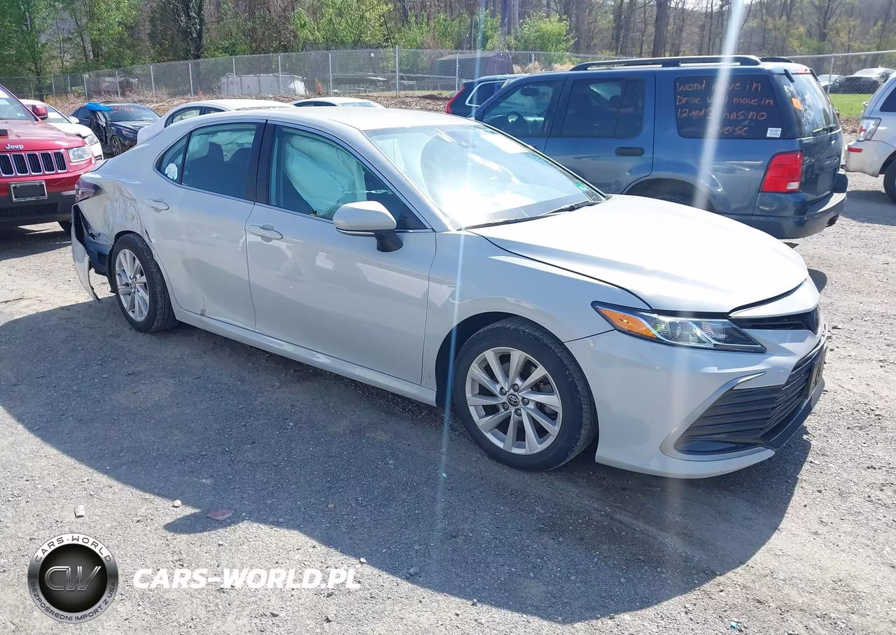 2023 Toyota Camry Le