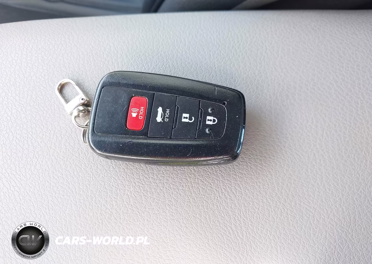 2023 Toyota Camry Le VIN:4T1R11AK4PU186392 - 11