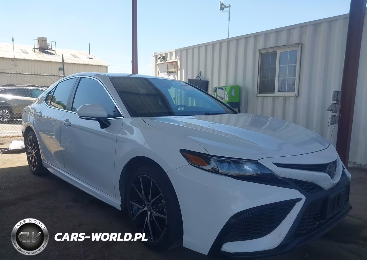 2022 Toyota Camry Se – zdjęcie 1 z 16