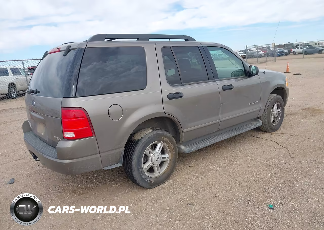 2005 Ford Explorer Xlt-Xlt Sport VIN:1FMZU73K25UB15986 - 4