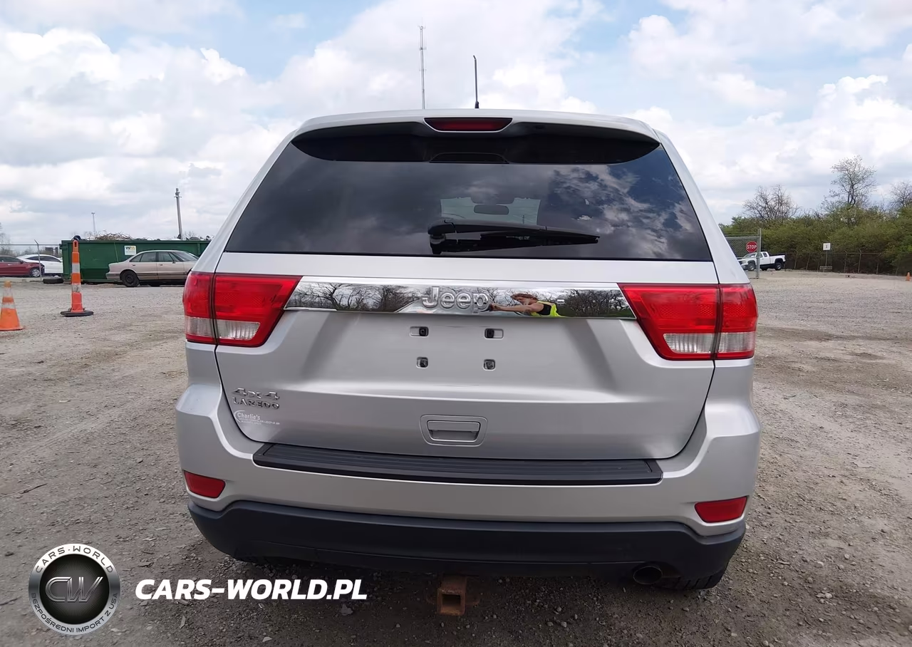 2013 Jeep Grand Cherokee Laredo VIN:1C4RJFAG0DC552959 - 17