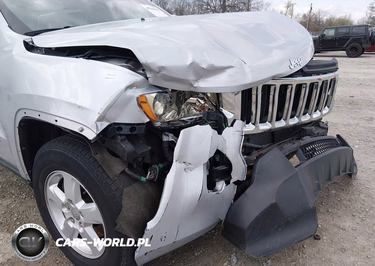 2013 Jeep Grand Cherokee Laredo VIN:1C4RJFAG0DC552959 - 6