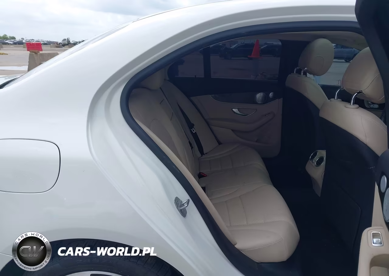 2021 Mercedes-Benz C 300 Sedan VIN:W1KWF8DB9MR644347 - 8
