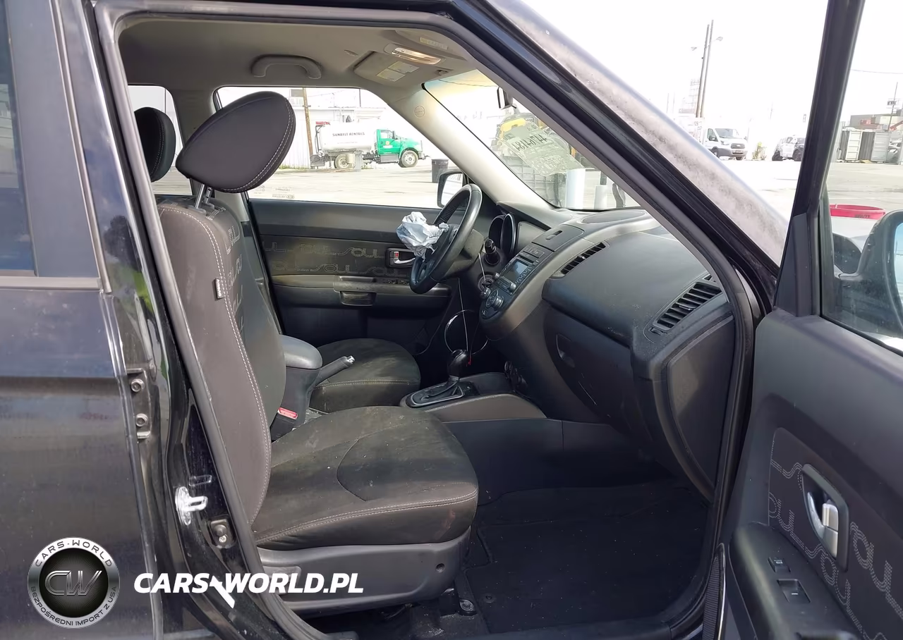 2012 Kia Soul + VIN:KNDJT2A65C7744134 - 5