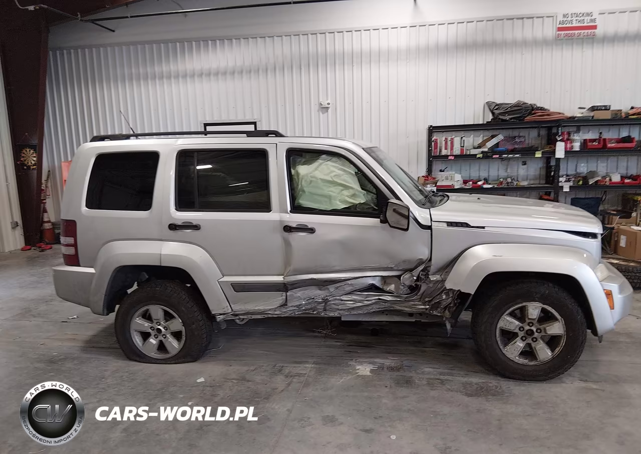 2011 Jeep Liberty Sport VIN:1J4PN2GK3BW534767 - 14