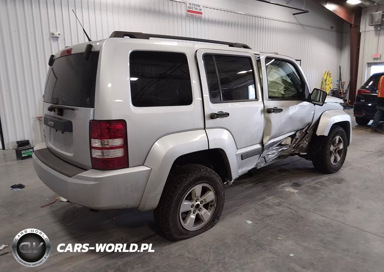 2011 Jeep Liberty Sport VIN:1J4PN2GK3BW534767 - 4