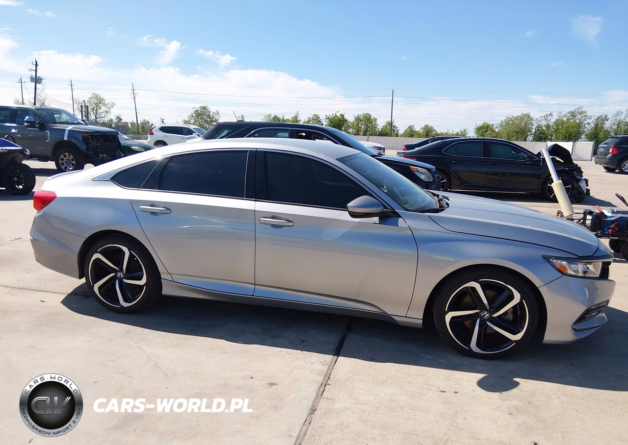 2018 Honda Accord Sport VIN:1HGCV1F36JA200738 - 13