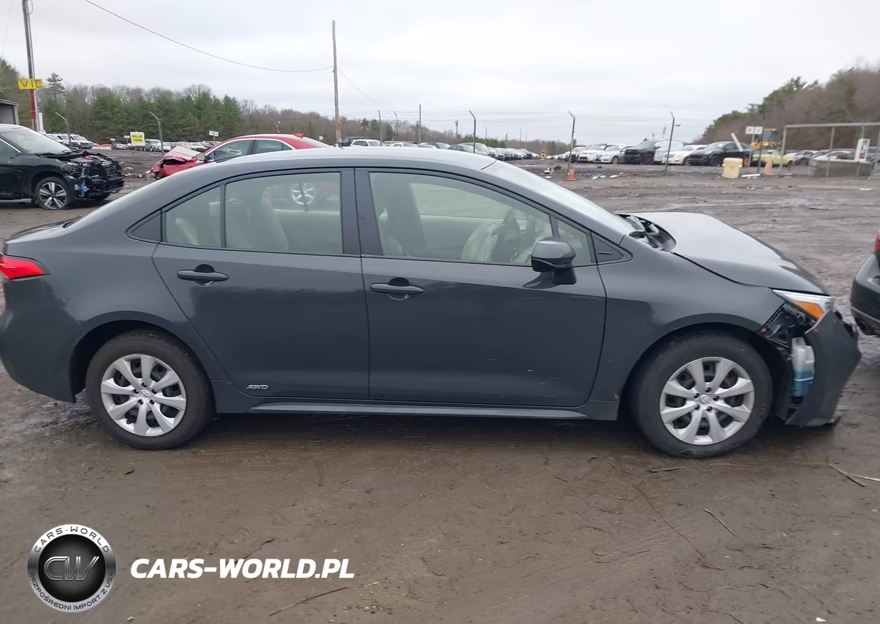 2025 Toyota Corolla Hybrid Le VIN:JTDBDMHE9S3019121 - 10