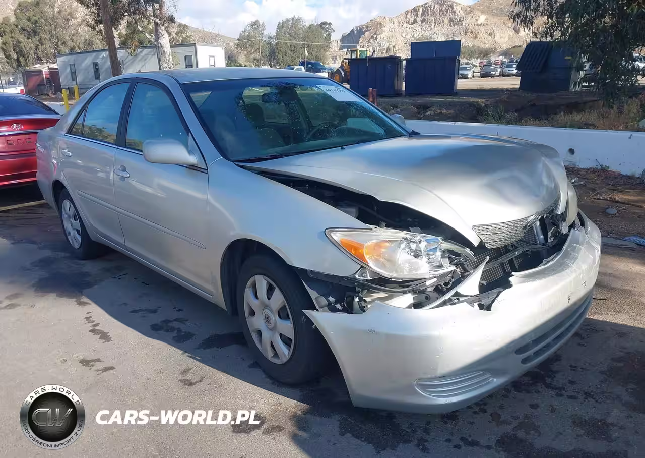 2004 Toyota Camry Le