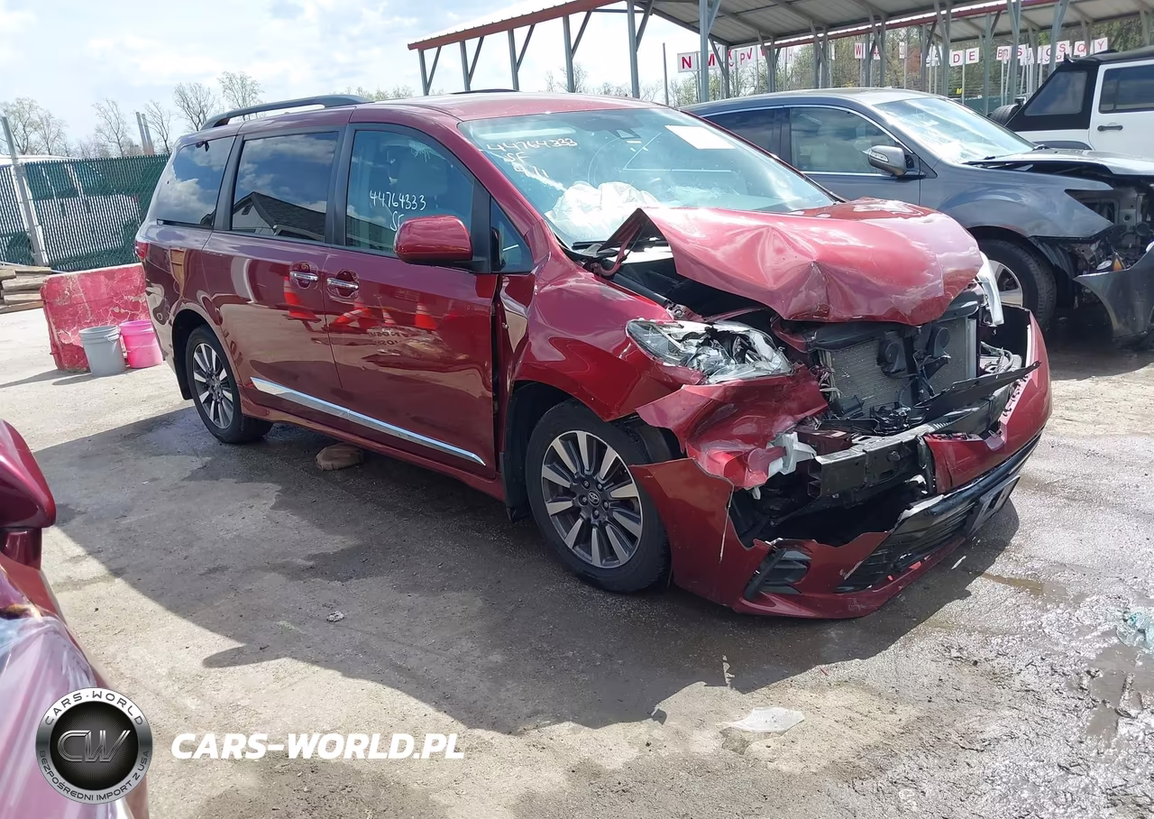 2019 Toyota Sienna Le 7 Passenger