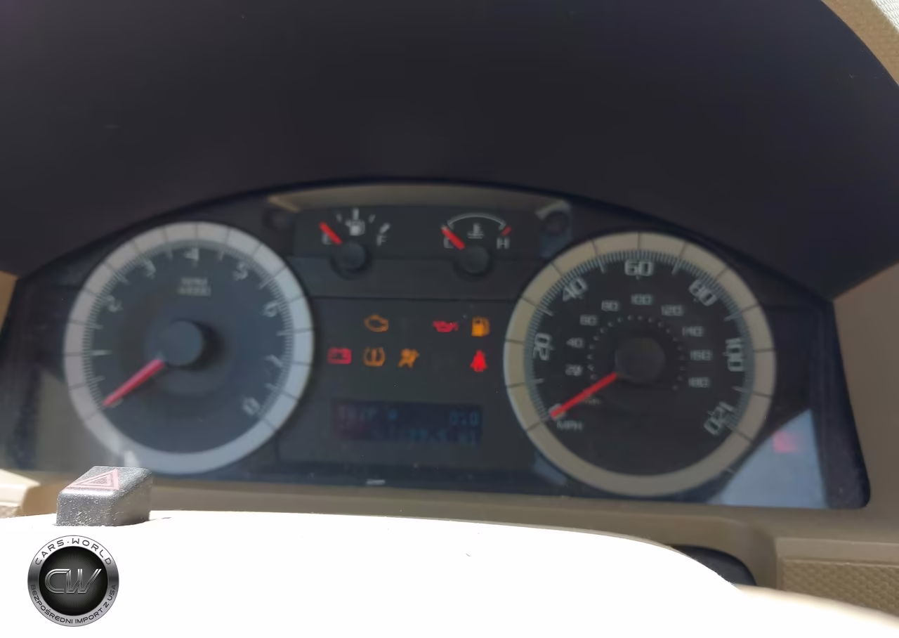 2008 Ford Escape Limited VIN:1FMCU04168KC99834 - 7