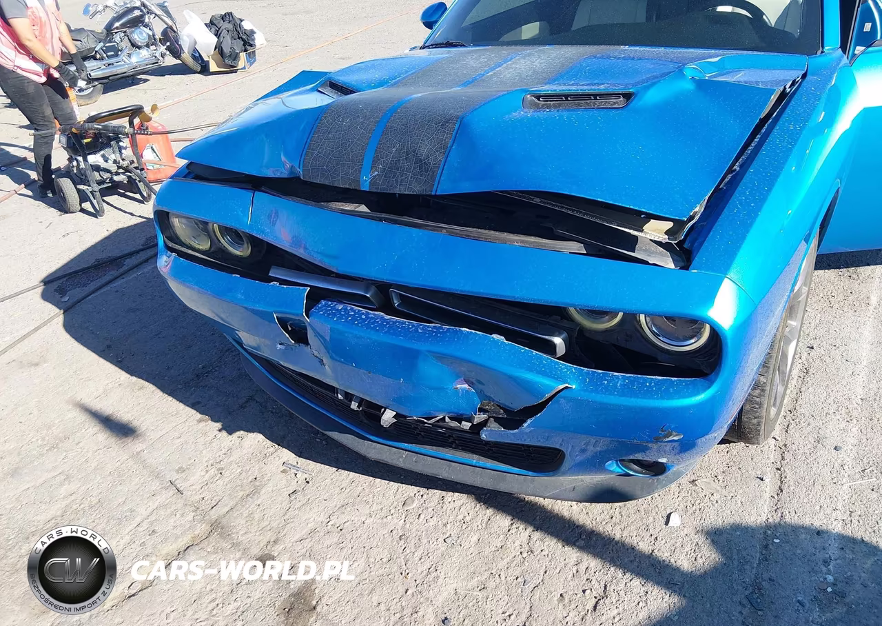 2015 Dodge Challenger Sxt Plus VIN:2C3CDZBG3FH815883 - 6