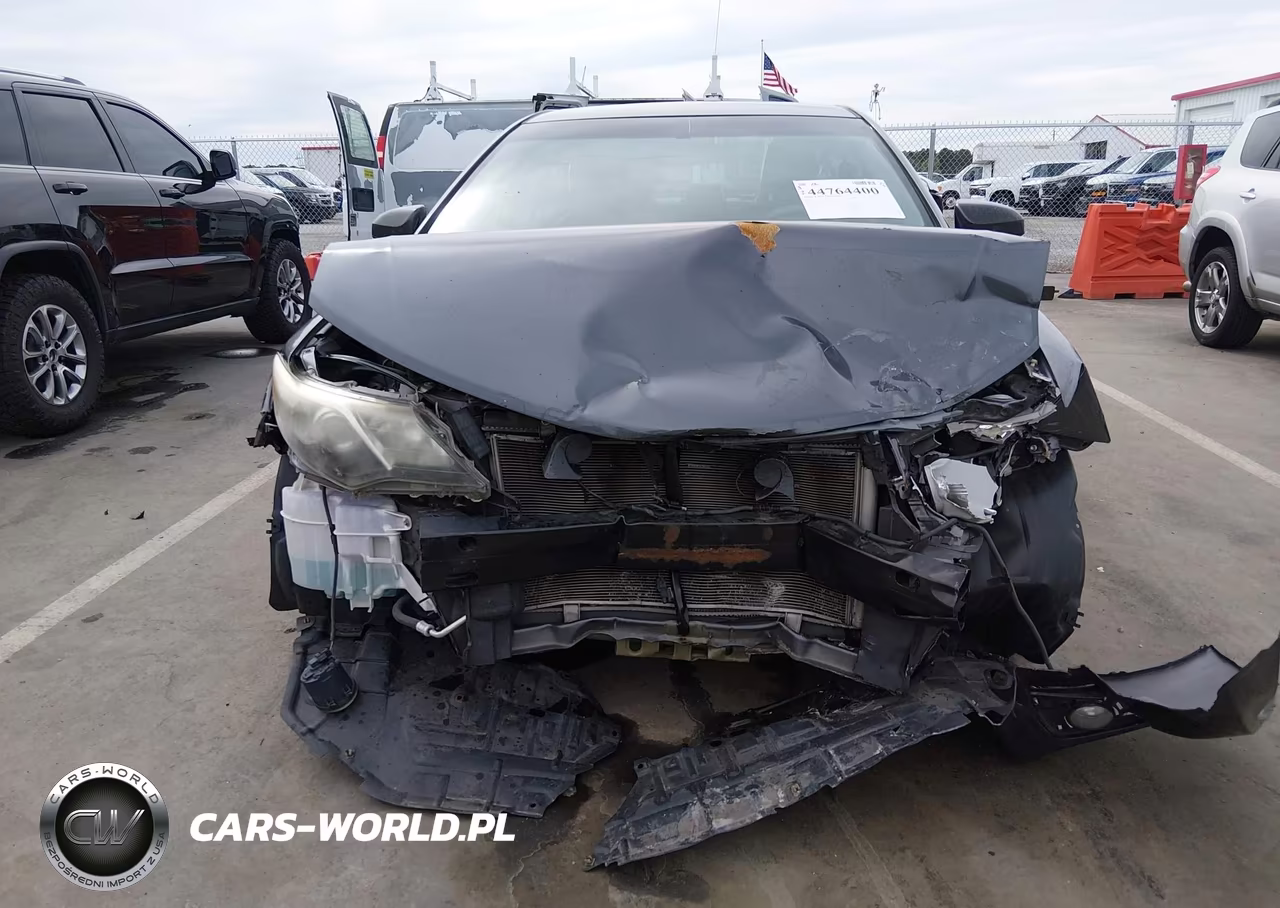 2014 Toyota Camry Se VIN:4T1BF1FK4EU332721 - 13