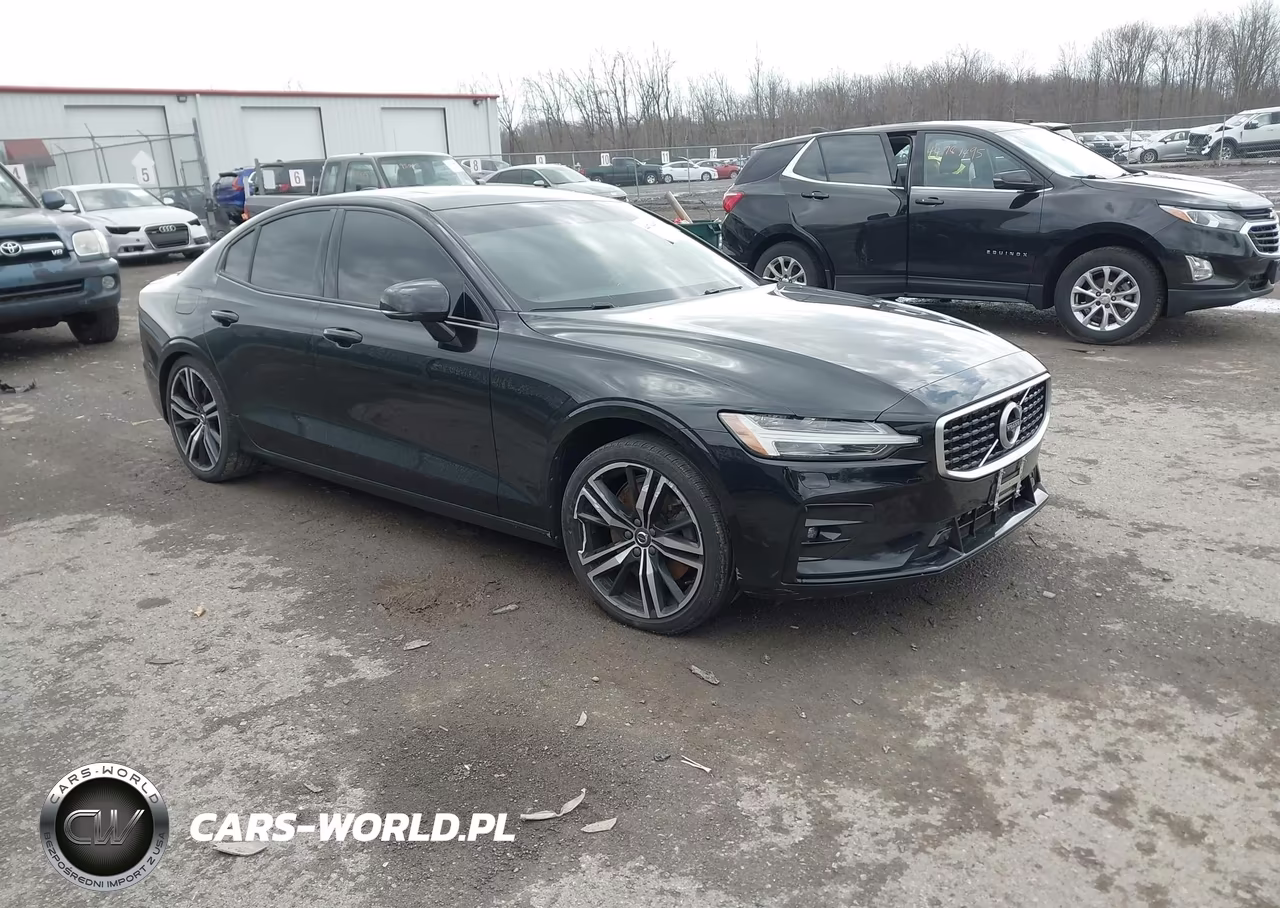 2019 Volvo S60 T6 R-Design