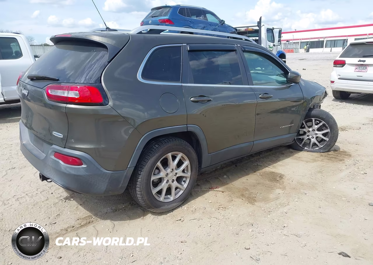 2014 Jeep Cherokee Latitude VIN:1C4PJLCB4EW194594 - 4