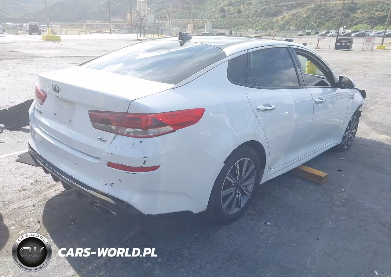 2019 Kia Optima Ex VIN:5XXGU4L12KG337236 - 4