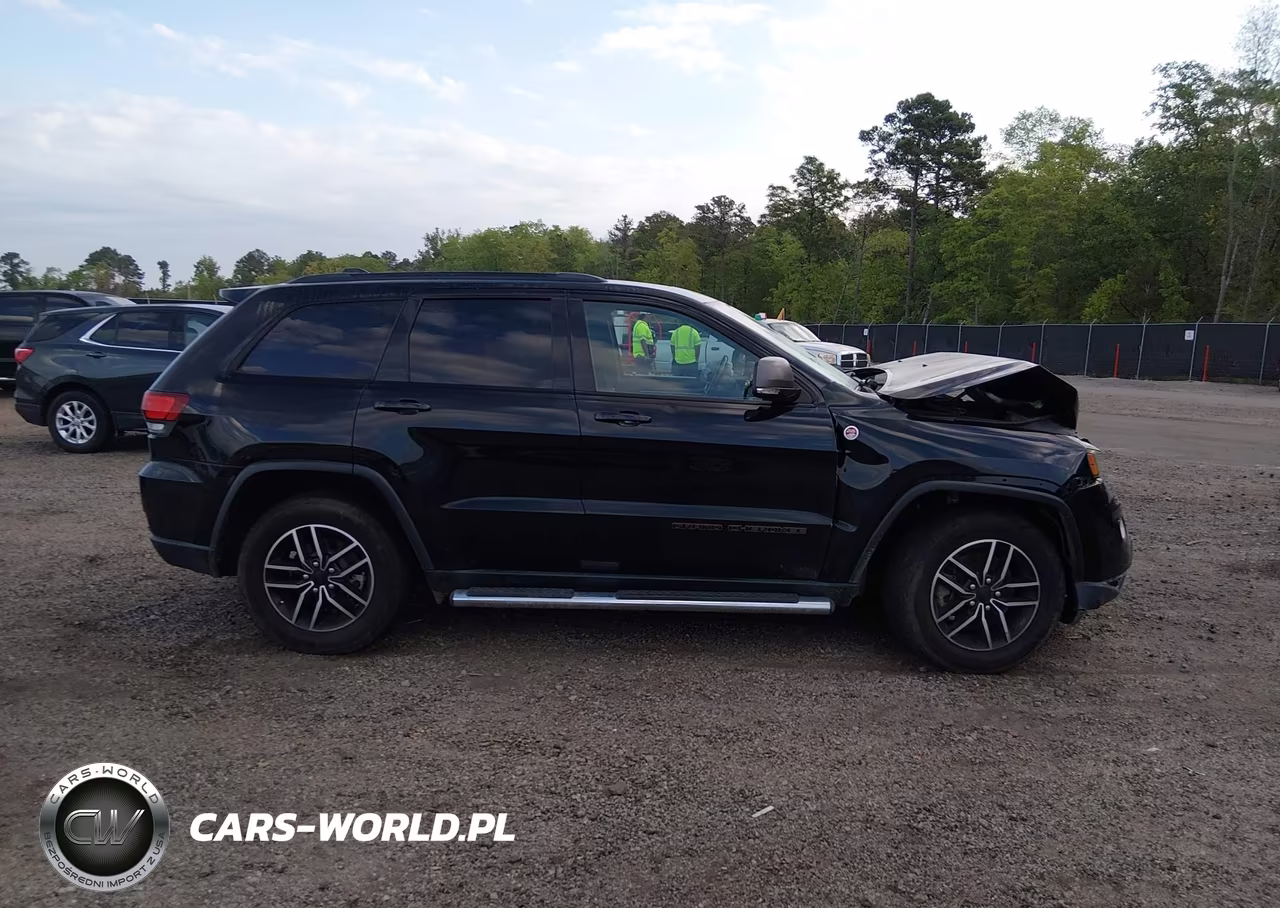 2021 Jeep Grand Cherokee Trailhawk 4X4 VIN:1C4RJFLG9MC666228 - 13