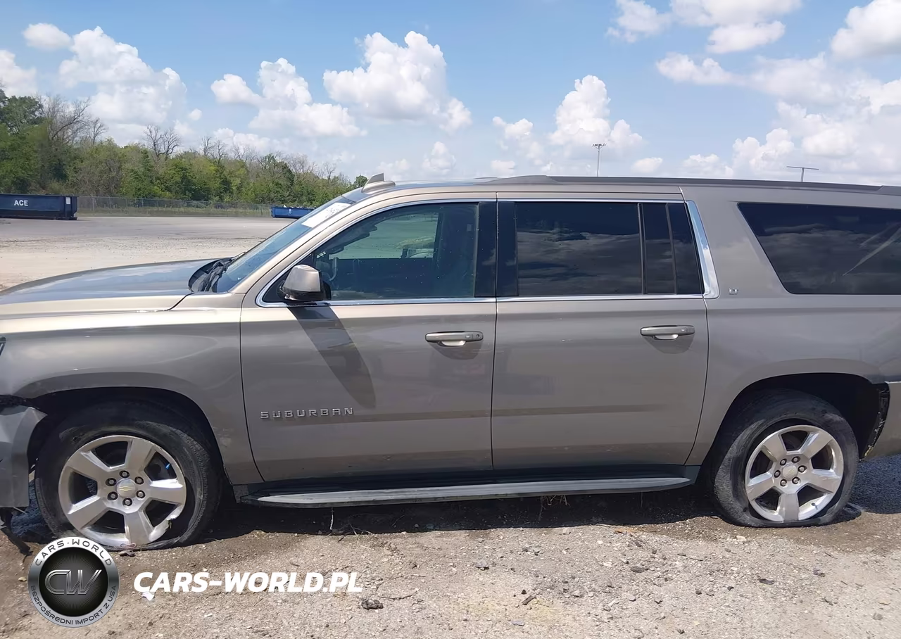 2018 Chevrolet Suburban Lt VIN:1GNSCHKC2JR288078 - 14