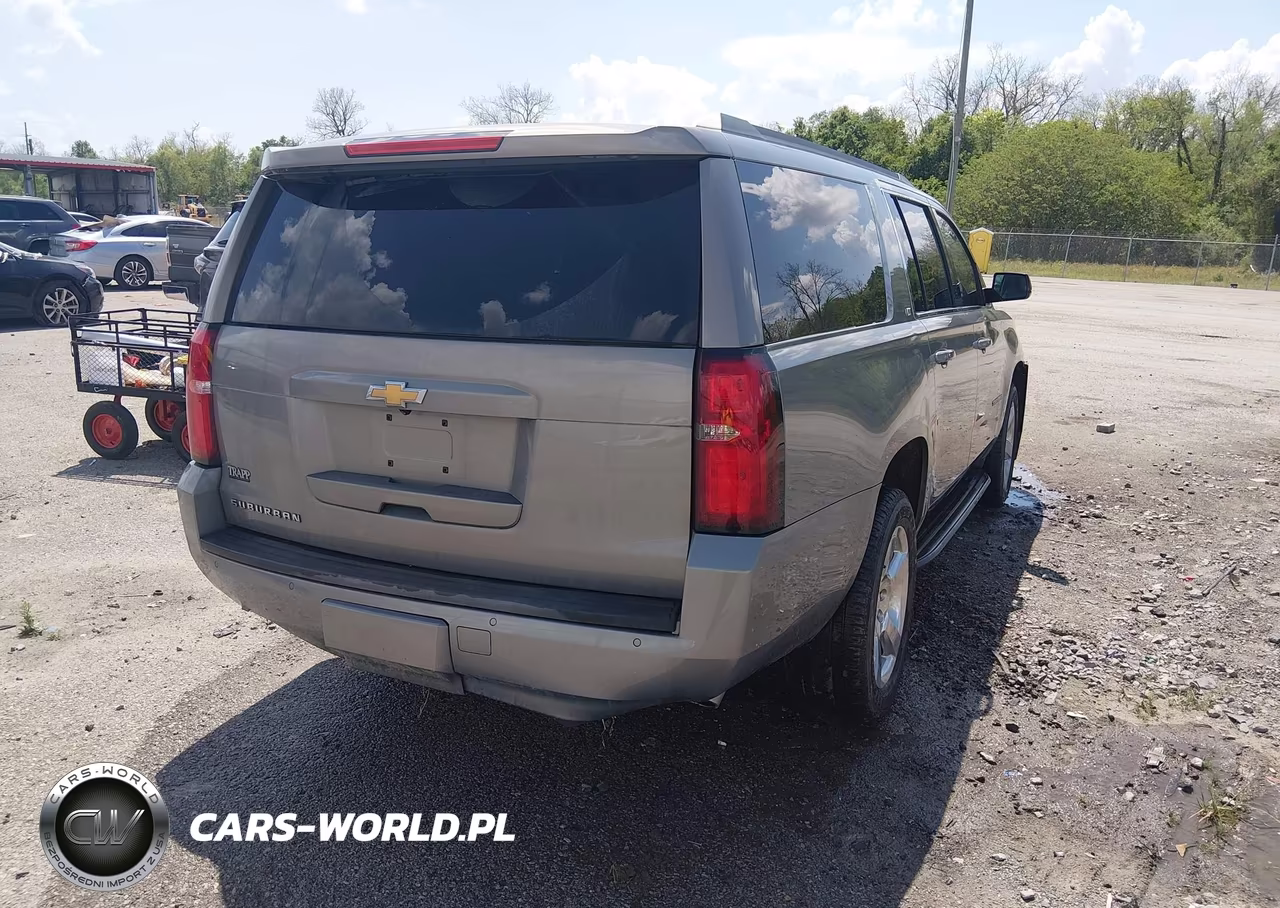 2018 Chevrolet Suburban Lt VIN:1GNSCHKC2JR288078 - 4